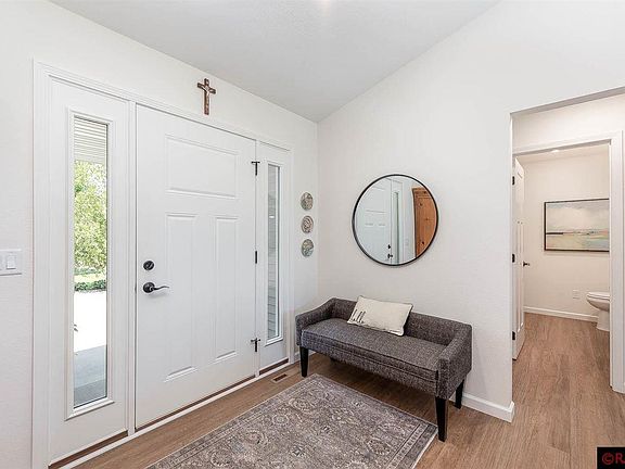 3rd image of 333 Torrey Pines Dr