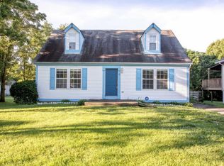 49 Sheffield Rd, Cincinnati, OH 45240