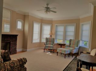 3927 Kirk St APT 2, Skokie, IL 60076
