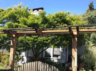 7325 12th Ave NE, Seattle, WA 98115