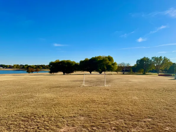 3207 60th St, Lubbock, TX 79413