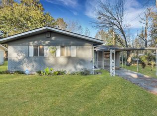 1604 Eleanor St, Savannah, GA 31415