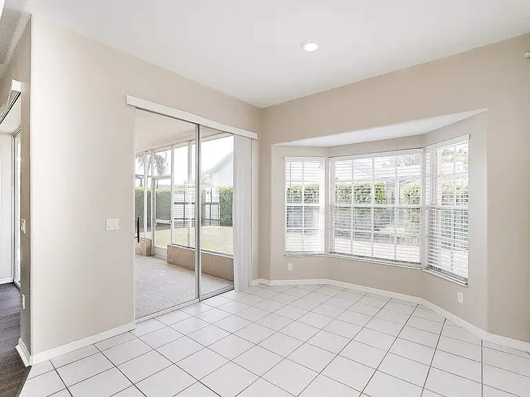 8712 Cypress Lakes Blvd — Photo 9