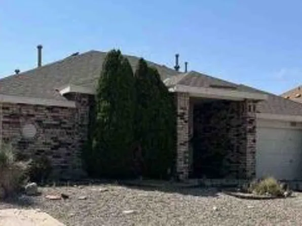 12 Juniper Ave, Los Lunas, NM 87031