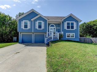 18105 E 11th Terrace Ct N, Independence, MO 64056