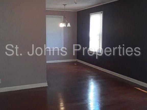 2nd image of 265 E 48th St