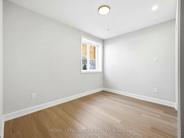 7 Gwynne Ave #B — Photo 18