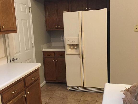 Kitchen & door to 2 car garage