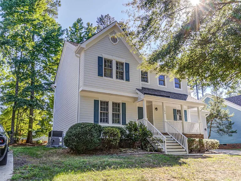 103 Unaka Ct — Photo 5