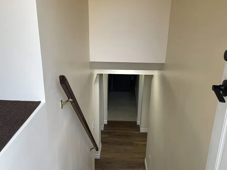 37 E Rutherford Dr #BASEMENT — Photo 4