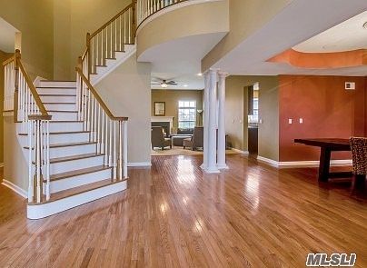 2nd image of 111 Bellflower Ct