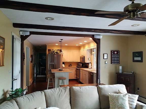 5th image of 21 Karen Ann Dr