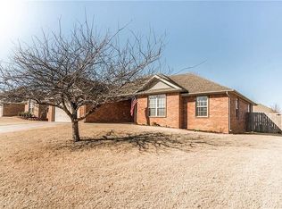 194 Hailey Dr, Centerton, AR 72719