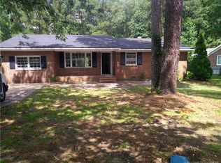 1608 Dolphin Dr, Spring Lake, NC 28390