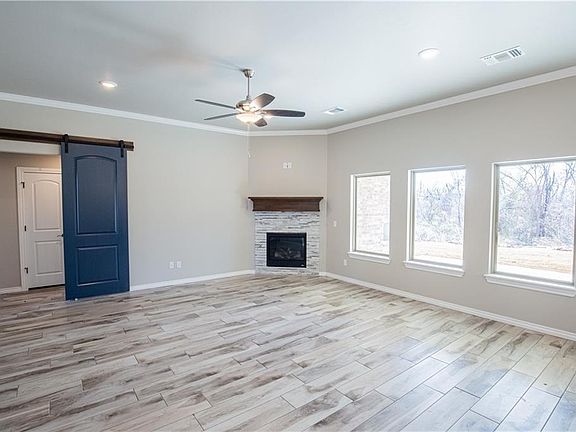 4th image of 4325 Palmetto Trl
