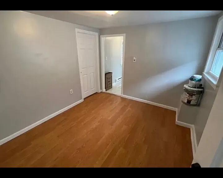 594 Christopher St #2L — Photo 5