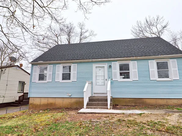 227 Warner Street, Waterbury, CT 06704