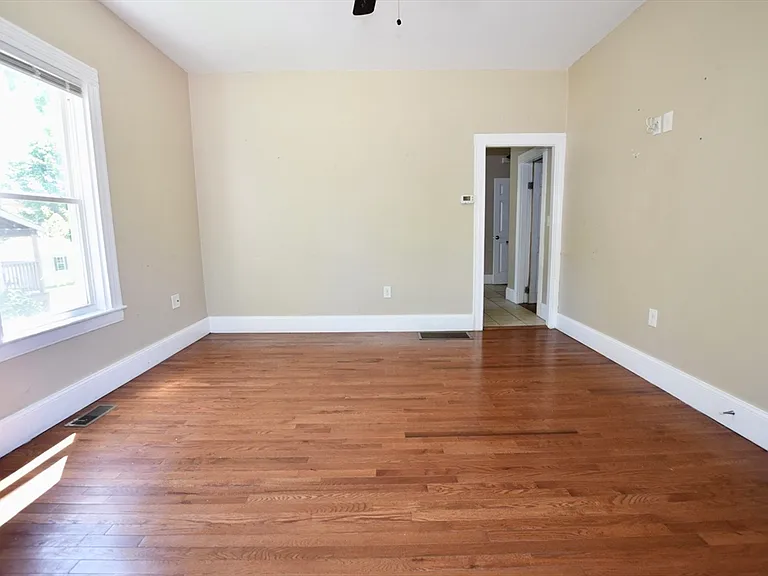198 Reed St #1 — Photo 6