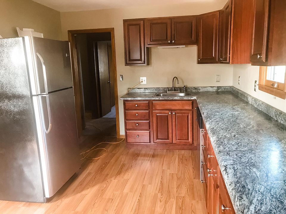 Spacious kitchen