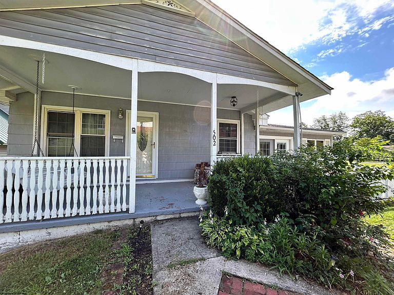 Listing photo 4