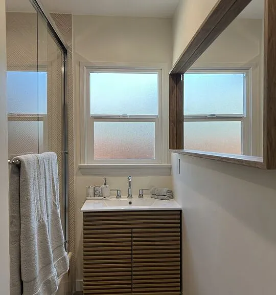 546 Hahn Ave — Photo 15