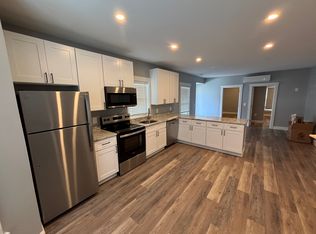 31 Dover St #A, Dover, NH 03820