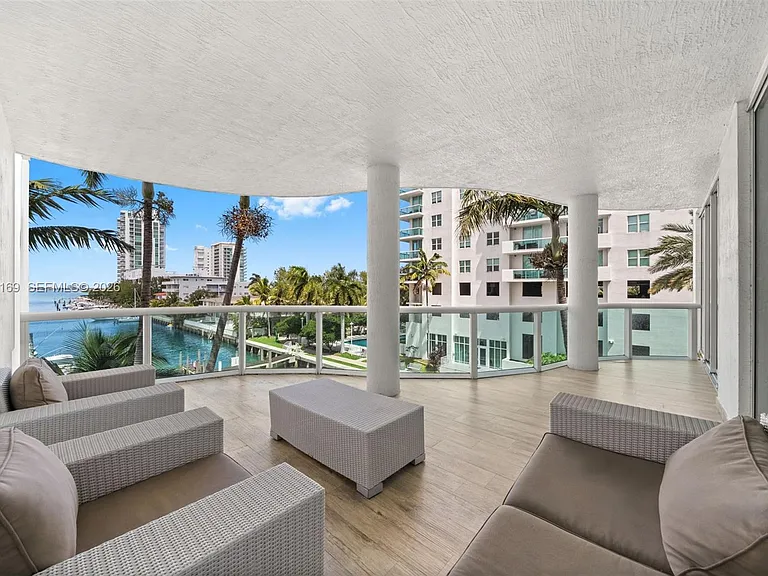 7918 Harbor Island Dr #311 — Photo 10