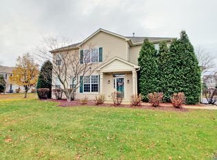 2201 Gallant Fox Cir #2201, Montgomery, IL 60538