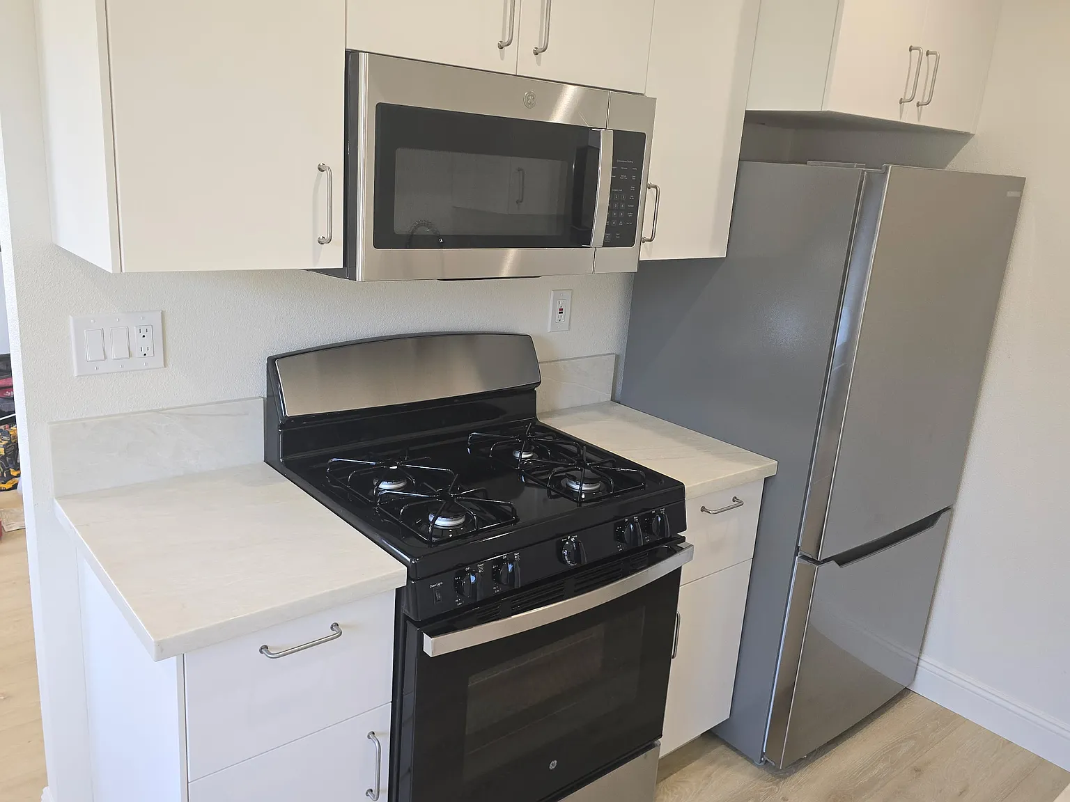 1 bed, 577 sqft, $2,495 — Photo 2