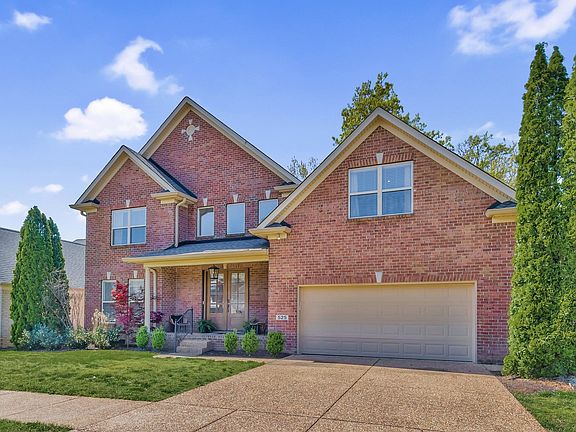 2nd image of 525 Summit Oaks Ct