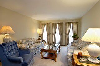 1st image of 900 Alexandra Ct