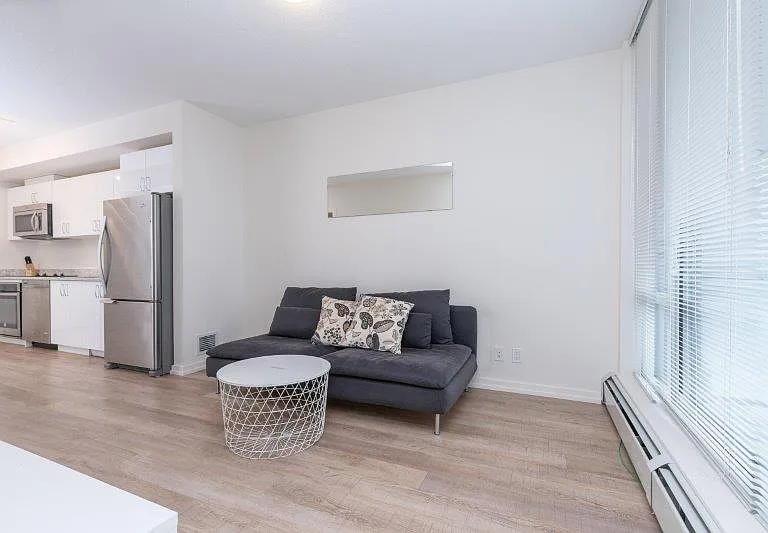 450 8th Ave SE #308 — Photo 6