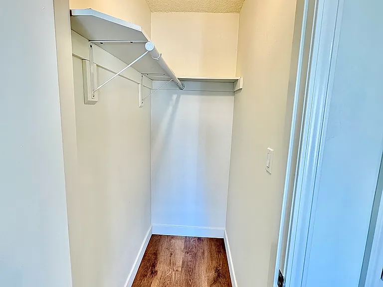 Whitsett Ave — Photo 15
