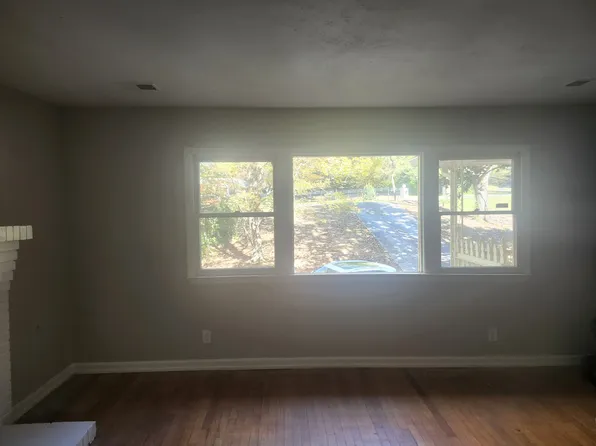 2828 Engle Rd NW, Atlanta, GA 30318