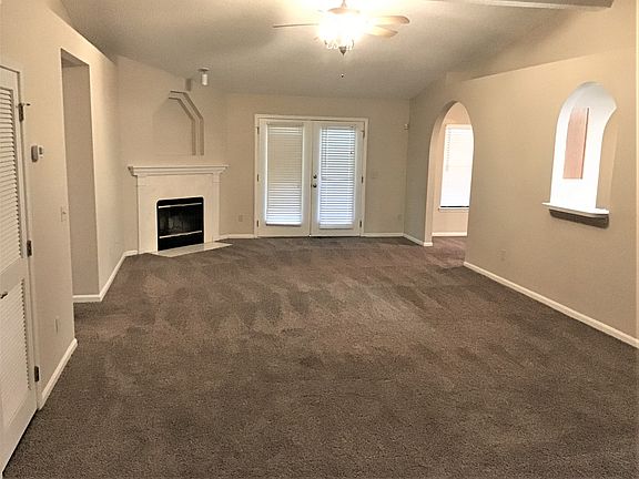 3rd image of 3170 Olde Sutton Parke Dr