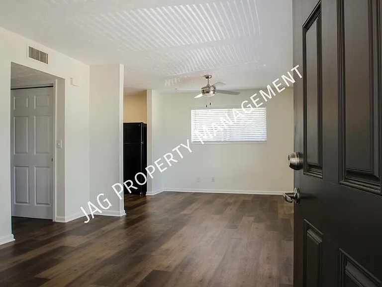 1426 Berrier St #4 — Photo 3