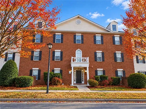 5205 Lambeth Farm Ln, Kernersville, NC 27284