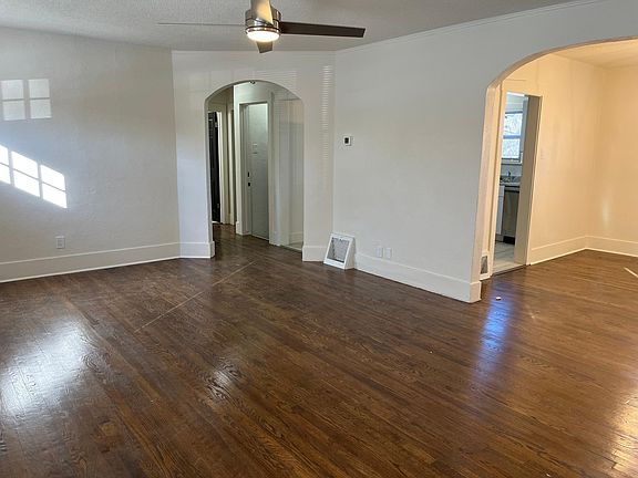 2nd image of 1310 15th Ave