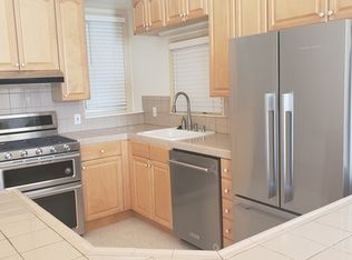 525 Vallejo St, San Francisco, CA 94133