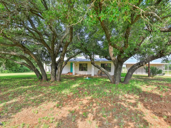 1368 Rosser Ranch Rd, Graham, TX 76450