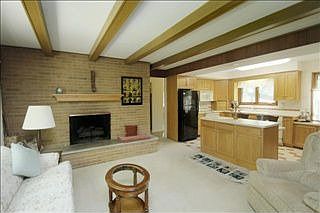 5th image of 2726 Mockingbird Dr