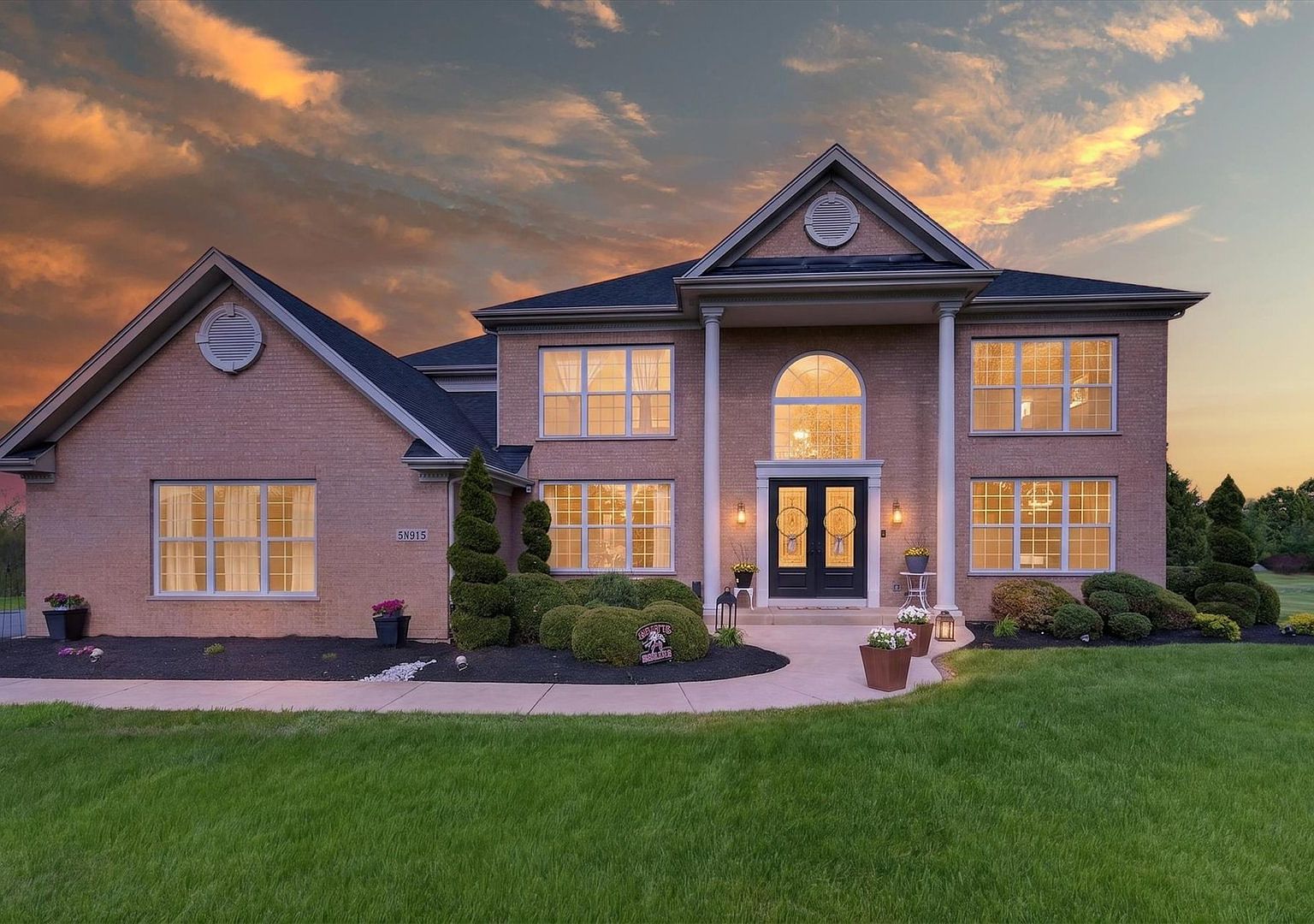 5N915 Baker Hill Ct, St Charles, IL 60175 | MLS #12675691 | Zillow