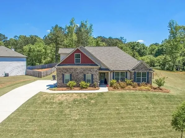1246 Fox Creek Dr, McDonough, GA 30252