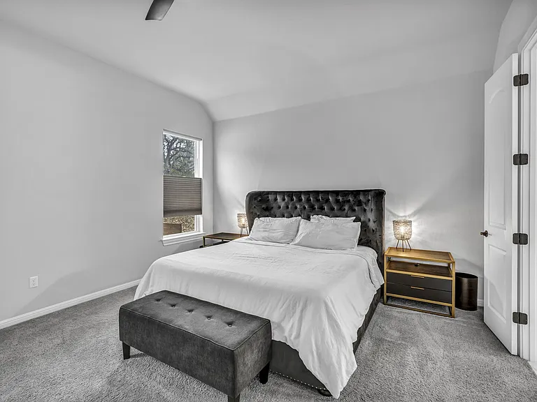 Alouette Dr — Photo 14