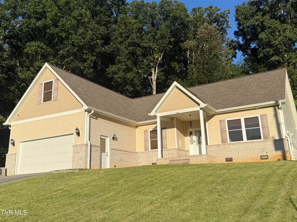 3628 Hazelnut Dr, Kingsport, TN 37664