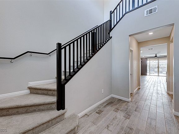 3rd image of 12397 Foxtail Run Ave