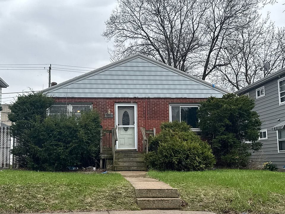 1st image of 7453 W Beckett Ave