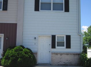 24 Locust St APT 10, Gettysburg, PA 17325