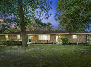 11481 Edison Rd, Osceola, IN 46561