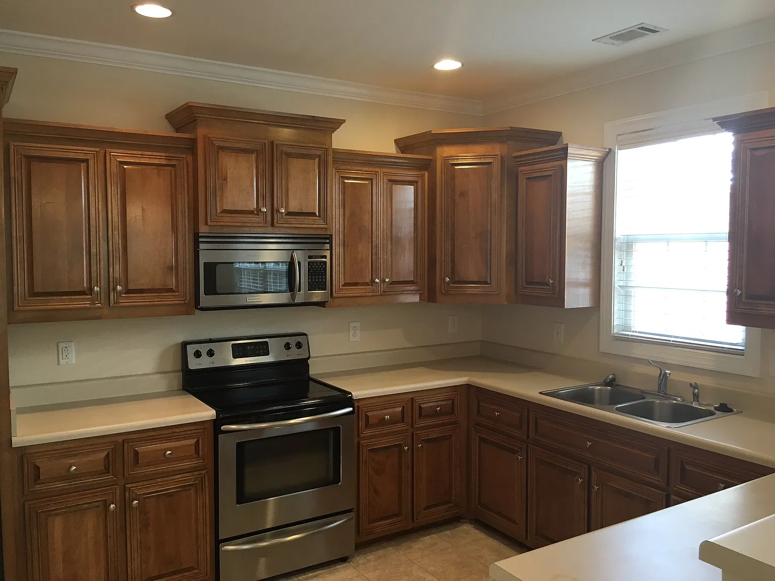 2 bed, 1523 sqft, $2,295 — Photo 3